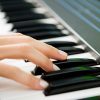 「音楽教室の楽曲も著作権の使用料必要」教室側敗訴 東京地裁 | NHKニュース